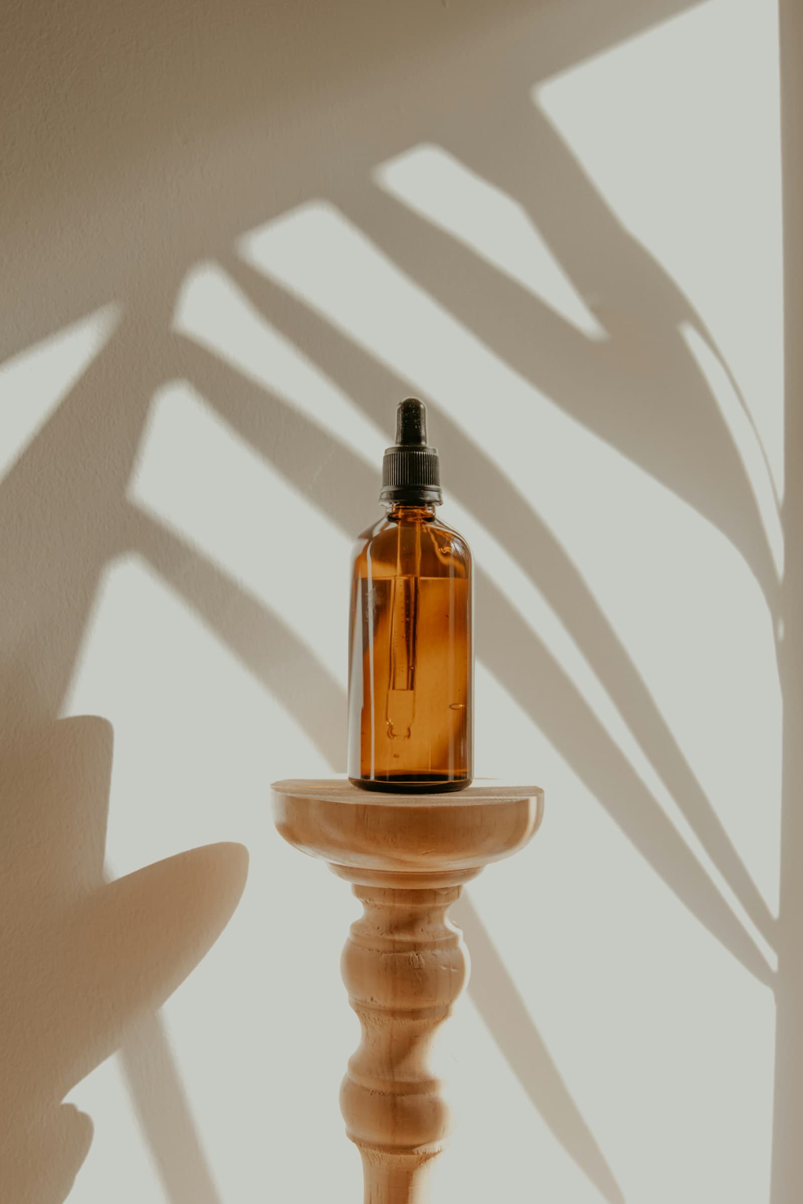 The Healing Power of Aromatherapy: Science Meets Serene Sanctuary